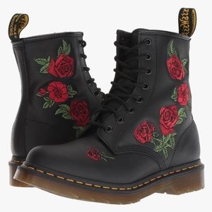 Dr. Martens  1460 Vonda